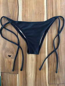Black Spaghetti Bikini Bottom w/Scrunch