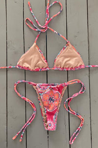 Such a cute print! Feel beautiful in this fuchsia pink triangle bikini top. Perfect for the beach or pool. Made with the finest quality of soft and stretchy Lycra to achieve the best fit. All bikinis are also lined with the finest quality of lining inside. Order yours today. @jillesbikinis  
