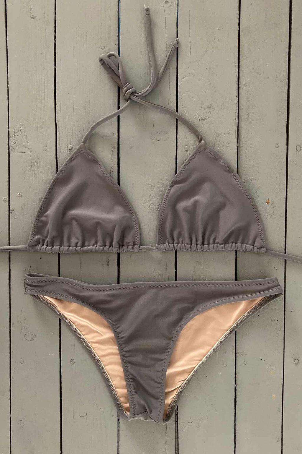 Splash around by the pool or beach this summer in this super cute grey classic bikini bottom. Made with the finest quality of soft and stretchy Lycra to achieve the best fit. Order yours today. @jillesbikinis