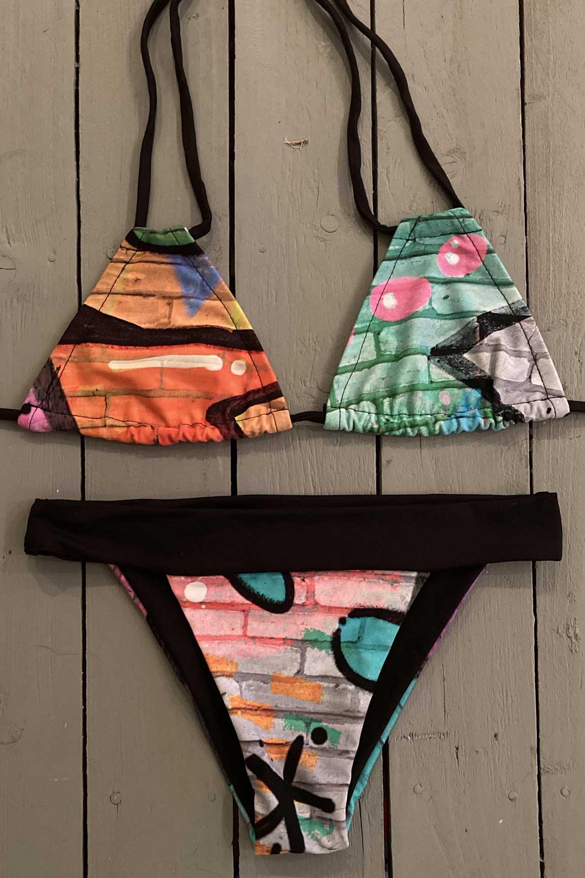 Enjoy days at the beach or pool in this Britto print wide band bikini bottom. This bikini bottom is made with the finest quality of soft and stretchy Lycra to achieve the best fit. Order yours today. @jillesbikinis