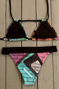 Enjoy days at the beach or pool in this Britto print wide band bikini bottom. This bikini bottom is made with the finest quality of soft and stretchy Lycra to achieve the best fit. Order yours today. @jillesbikinis