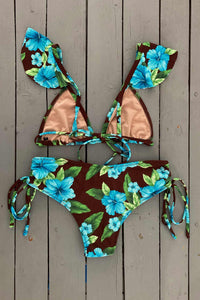 Get that tropical feeling in this wide cinched bikini bottom with scrunch. Jilles Bikinis swimwear lets women feel sexy, confident, glamorous, and comfortable all at the same time. They are made with the finest quality of soft and stretchy Lycra to achieve the best fit. Find yours @JillesBikinis