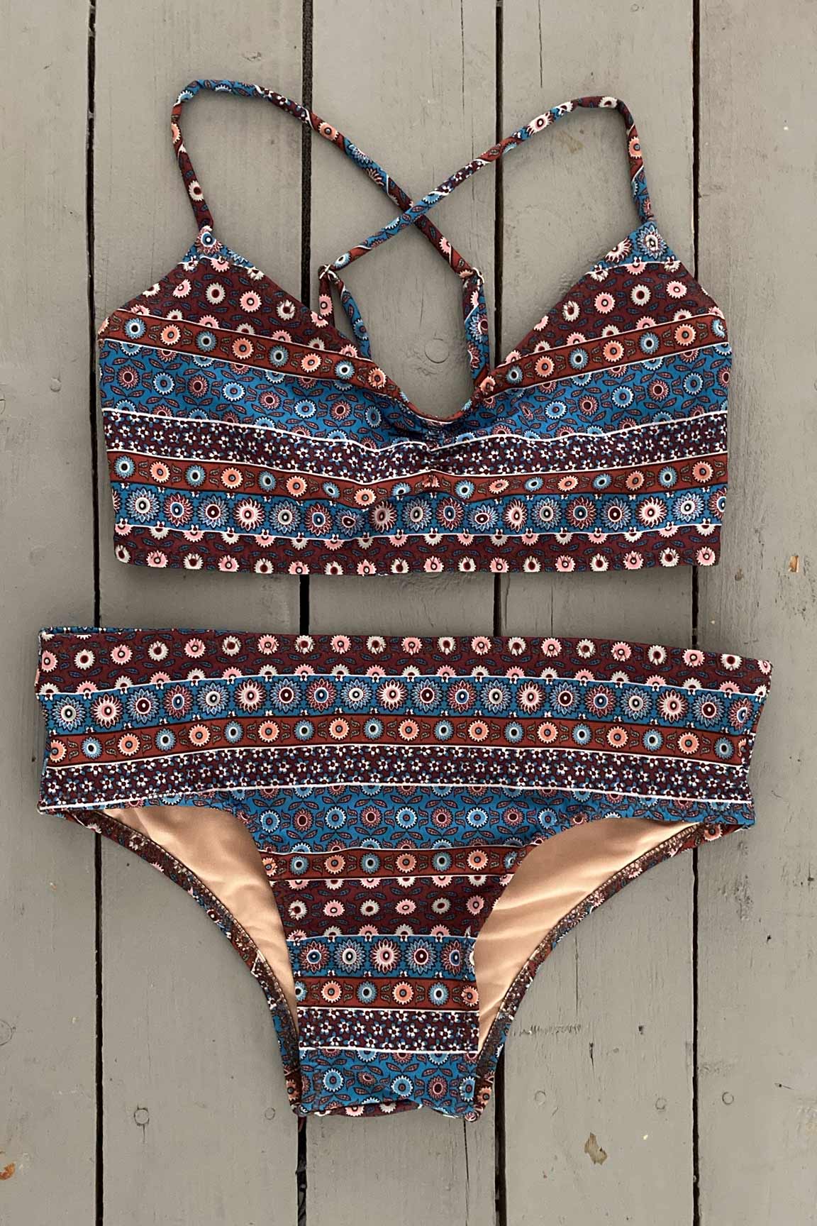 This cute bralette bikini top is super comfortable and provides optimal support. They are made with the finest quality of soft and stretchy Lycra to achieve the best fit. Order yours today. @jillesbikinis